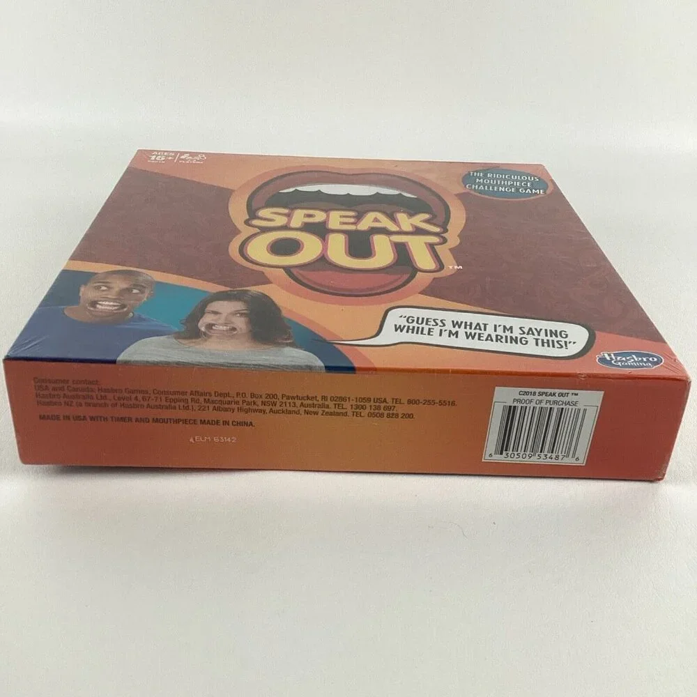Speak Out Ridiculous Mouthpiece Challenge Game Hilarious Hasbro 2016 New SEALED - Picture 3 of 6